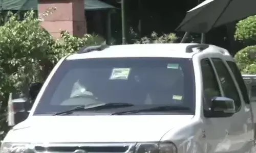 рджрд┐рд▓реНрд▓реА: рдЧреГрд╣ рдордВрддреНрд░реА рдЕрдорд┐рдд рд╢рд╛рд╣ рдФрд░ рдХрд╛рдВрдЧреНрд░реЗрд╕ рдиреЗрддрд╛ рдЬреНрдпреЛрддрд┐рд░рд╛рджрд┐рддреНрдп рд╕рд┐рдВрдзрд┐рдпрд╛ рдХреА рдкреАрдПрдо рдирд░реЗрдВрджреНрд░ рдореЛрджреА рдХреЗ рдЖрд╡рд╛рд╕ рдкрд░ рдЪрд▓ рд░рд╣реА рдореАрдЯрд┐рдВрдЧ рдЦрддреНрдо рджрд┐рд▓реНрд▓реА: рдЧреГрд╣ рдордВрддреНрд░реА рдЕрдорд┐рдд рд╢рд╛рд╣ рдФрд░ рдХрд╛рдВрдЧреНрд░реЗрд╕ рдиреЗрддрд╛ рдЬреНрдпреЛрддрд┐рд░рд╛рджрд┐рддреНрдп рд╕рд┐рдВрдзрд┐рдпрд╛ рдХреА рдкреАрдПрдо рдирд░реЗрдВрджреНрд░ рдореЛрджреА рдХреЗ рдЖрд╡рд╛рд╕ рдкрд░ рдЪрд▓ рд░рд╣реА рдореАрдЯрд┐рдВрдЧ рдЦрддреНрдо