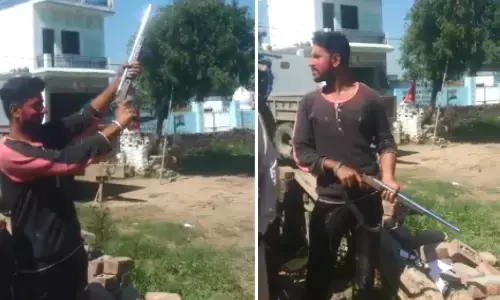 शामली: अवैध हथियार से हर्ष फायरिंग वीडियो वायरल शामली: अवैध हथियार से हर्ष फायरिंग वीडियो वायरल