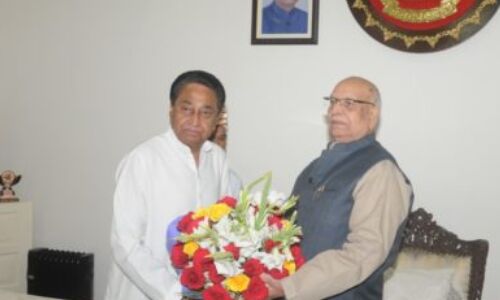 कमलनाथ का सिंधिया खेमें को दिया बड़ा झटका! कमलनाथ का सिंधिया खेमें को दिया बड़ा झटका!