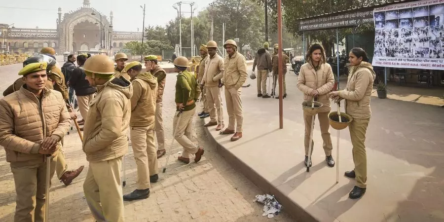 योगी सरकार ने सीएए हिंसा में 27 अभियुक्तों के खिलाफ की गैंगस्टर की कार्रवाई