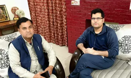 एसएसपी ने बीजेपी जिलाध्यक्ष से मिलकर किया मामला शांत, जांच दूसरे क्षेत्राधिकारी से कराने का दिया आश्वासन एसएसपी ने बीजेपी जिलाध्यक्ष से मिलकर किया मामला शांत, जांच दूसरे क्षेत्राधिकारी से कराने का दिया आश्वासन