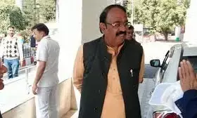 मध्यप्रदेश विधानसभा अध्यक्ष ने 22 बागी विधायकों को भेजा नोटिस मध्यप्रदेश विधानसभा अध्यक्ष ने 22 बागी विधायकों को भेजा नोटिस