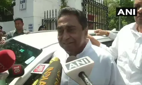 कमलनाथ ने राज्यपाल से मिलकर फंसा दिया पेच! कमलनाथ ने राज्यपाल से मिलकर फंसा दिया पेच!