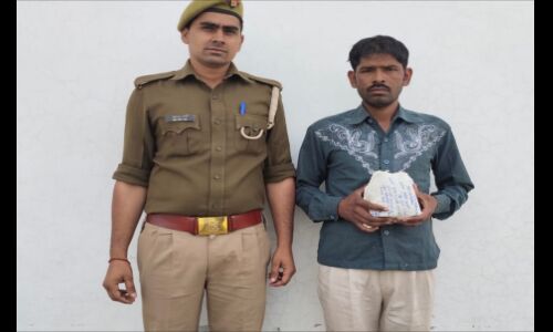 एक शातिर शराब तस्कर को नोएडा पुलिस ने किया गिरफ्तार, कब्जे से 38 पोब्बै देशी शराब हरियाणा मार्का बरामद एक शातिर शराब तस्कर को नोएडा पुलिस ने किया गिरफ्तार, कब्जे से 38 पोब्बै देशी शराब हरियाणा मार्का बरामद