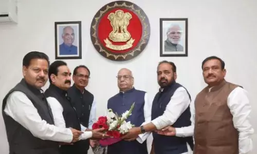 मध्य प्रदेश: शिवराज सिंह चौहान ने राज्यपाल को ज्ञापन सौपती ही, कमलनाथ को दी बड़ी चुनौती, बोले- पहले हो... मध्य प्रदेश: शिवराज सिंह चौहान ने राज्यपाल को ज्ञापन सौपती ही, कमलनाथ को दी बड़ी चुनौती, बोले- पहले हो...