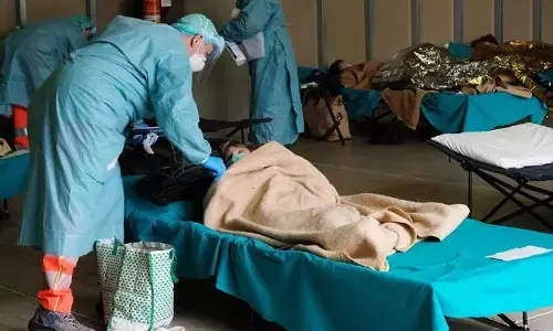 कोरोना वायरस यूरोप अपडेट: इटली में 1200 से ज्यादा मौतें, एम्बुलेंस कम पड़ गईं, आईसीयू में मरीजों के लिए जगह नहीं कोरोना वायरस यूरोप अपडेट: इटली में 1200 से ज्यादा मौतें, एम्बुलेंस कम पड़ गईं, आईसीयू में मरीजों के लिए जगह नहीं