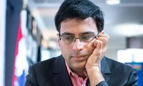 Coronavirus : विश्वनाथन आनंद जर्मनी में फंसे, खुद को आइसोलेशन में रखा Coronavirus : विश्वनाथन आनंद जर्मनी में फंसे, खुद को आइसोलेशन में रखा