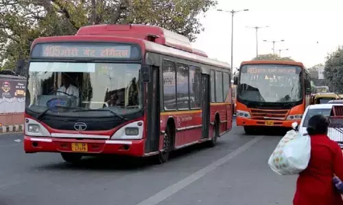 рджрд┐рд▓реНрд▓реА: рдбреАрдЯреАрд╕реА рдФрд░ рдХреНрд▓рд╕реНрдЯрд░ рдмрд╕реЛрдВ рдореЗрдВ рдмрд┐рдирд╛ рдЯрд┐рдХрдЯ рдпрд╛рддреНрд░рд╛ рдкрд░ рдЕрдм рднрд░рдирд╛ рдкрдбрд╝реЗрдЧрд╛ рднрд╛рд░реА рдЬреБрд░реНрдорд╛рдирд╛, рдкрд╣рд▓реЗ рдерд╛ 200 рд░реБрдкрдпреЗ рджрд┐рд▓реНрд▓реА: рдбреАрдЯреАрд╕реА рдФрд░ рдХреНрд▓рд╕реНрдЯрд░ рдмрд╕реЛрдВ рдореЗрдВ рдмрд┐рдирд╛ рдЯрд┐рдХрдЯ рдпрд╛рддреНрд░рд╛ рдкрд░ рдЕрдм рднрд░рдирд╛ рдкрдбрд╝реЗрдЧрд╛ рднрд╛рд░реА рдЬреБрд░реНрдорд╛рдирд╛, рдкрд╣рд▓реЗ рдерд╛ 200 рд░реБрдкрдпреЗ