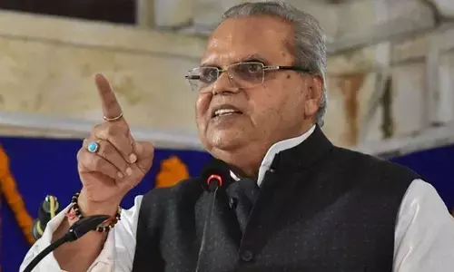 गोवा के राज्यपाल सत्यपाल मलिक बोले- कश्मीर के गवर्नर दारू पीते हैं, गोल्फ खेलते हैं कोई काम ही नहीं होता