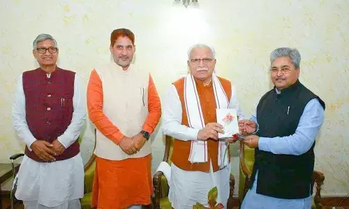 हरियाणा : BJP से दुष्यंत गौतम, रामचंद्र जांगड़ा और कांग्रेस से दीपेंद्र हुड्डा निर्विरोध राज्यसभा सांसद बने हरियाणा : BJP से दुष्यंत गौतम, रामचंद्र जांगड़ा और कांग्रेस से दीपेंद्र हुड्डा निर्विरोध राज्यसभा सांसद बने