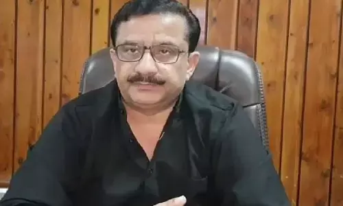 कोरोना से मरने वाले मुसलमानों को दफनाए नहीं जलाएं: शिया वक्फ बोर्ड के चेयरमैन वसीम रिजवी कोरोना से मरने वाले मुसलमानों को दफनाए नहीं जलाएं: शिया वक्फ बोर्ड के चेयरमैन वसीम रिजवी