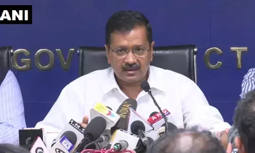 कोरोना वायरस: मेडिकल स्टाफ और सफाई कर्मचारी के लिए दिल्ली सरकार की घोषणा, शहीद होने पर मिलेंगे 1 करोड़ कोरोना वायरस: मेडिकल स्टाफ और सफाई कर्मचारी के लिए दिल्ली सरकार की घोषणा, शहीद होने पर मिलेंगे 1 करोड़