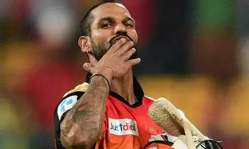 COVID-19: शिखर धवन ने की कोरोना से लड़ने के लिए लोगों से भावुक अपील COVID-19: शिखर धवन ने की कोरोना से लड़ने के लिए लोगों से भावुक अपील