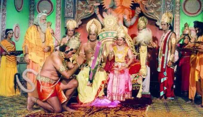 रामानंद सागर की रामायण ने बनाया वर्ल्ड रिकॉर्ड, अब यहां दोबारा होने जा रहा है प्रसारण रामानंद सागर की रामायण ने बनाया वर्ल्ड रिकॉर्ड, अब यहां दोबारा होने जा रहा है प्रसारण