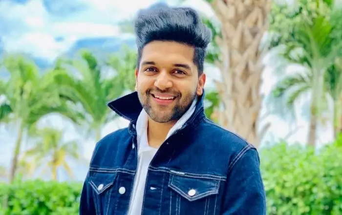 पीएम मोदी की अपील पर गुरु रंधावा ने डोनेट की इतनी रकम, बोले- यह मेरी सेविंग है, जो मैंने स्टेज शो और... पीएम मोदी की अपील पर गुरु रंधावा ने डोनेट की इतनी रकम, बोले- यह मेरी सेविंग है, जो मैंने स्टेज शो और...