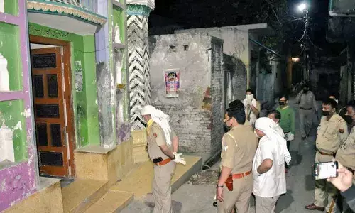 यूपी के मेरठ में लॉकडाउन के बीच दो मस्जिदों में छिपे थे 19 विदेशी मुसलमान, पुलिस के पहुँचने पर मचा हडकम्प