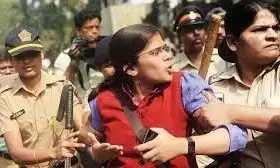 इलाहाबाद विवि की पूर्व छात्रसंघ अध्यक्ष व सपा नेता ऋचा सिंह पर केस दर्ज इलाहाबाद विवि की पूर्व छात्रसंघ अध्यक्ष व सपा नेता ऋचा सिंह पर केस दर्ज