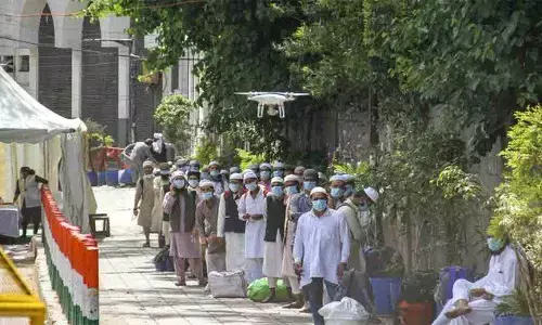 गाजियाबाद में तबलीगी जमात के लोंगों अस्पताल में नर्सों के सामने उतार दिए पेंट, फिर हुआ ये हाल गाजियाबाद में तबलीगी जमात के लोंगों अस्पताल में नर्सों के सामने उतार दिए पेंट, फिर हुआ ये हाल
