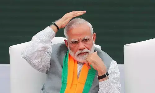 मोदी जी के हार्डवर्क से घबरा कर बोल रहा देश ये बात मोदी जी के हार्डवर्क से घबरा कर बोल रहा देश ये बात