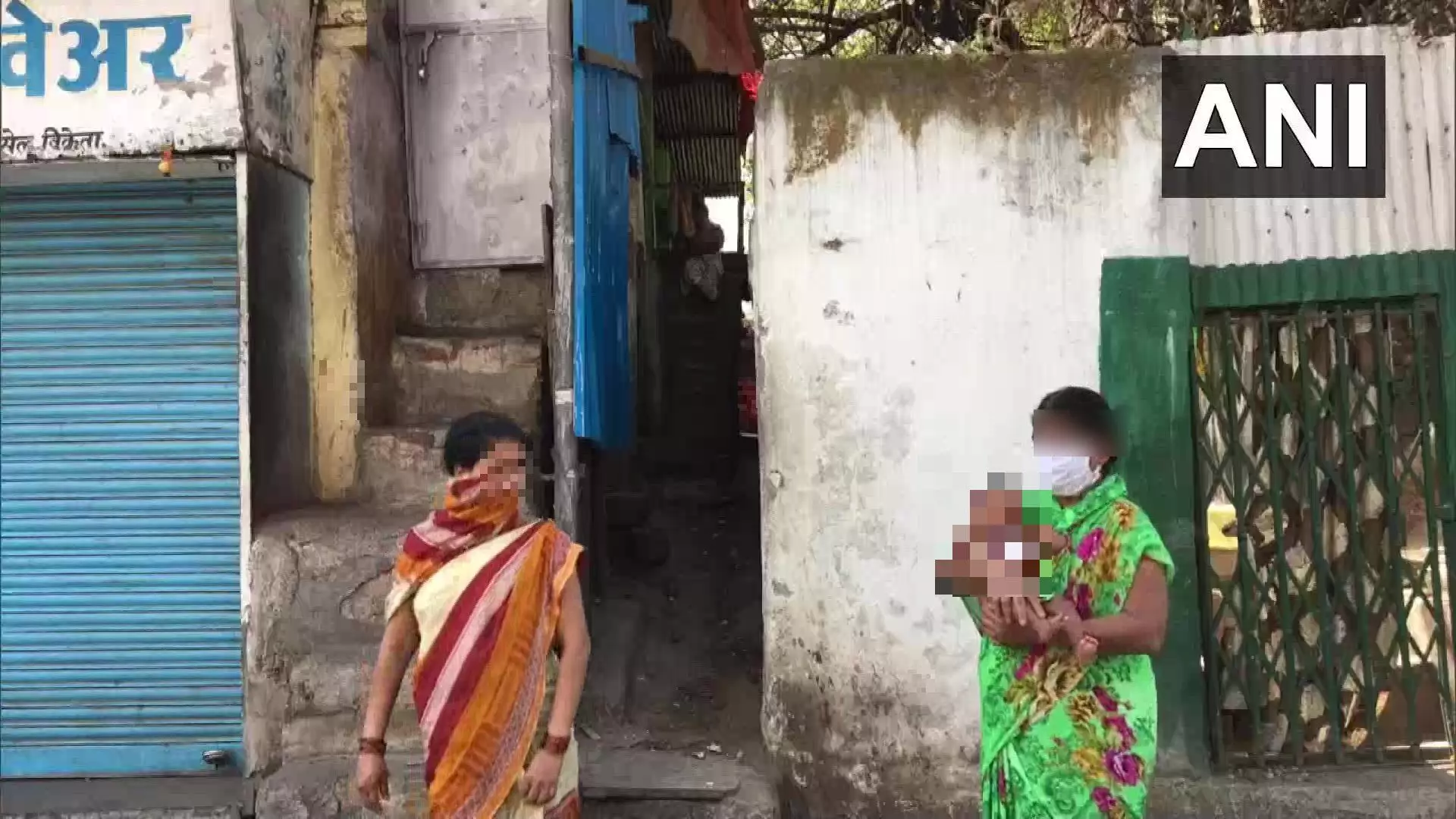 लॉकडाउन के चलते सेक्स वर्करों की आर्थिक हालत बिगडी, सरकार से की ये मांग लॉकडाउन के चलते सेक्स वर्करों की आर्थिक हालत बिगडी, सरकार से की ये मांग