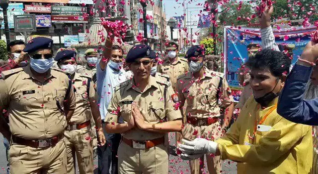 यूपी पुलिस ने लॉकडाउन के दौरान रचा इतिहास