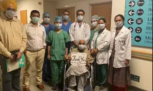 81 साल की दादी के हौंसले के आगे कोरोना वायरस भी हार गया! 81 साल की दादी के हौंसले के आगे कोरोना वायरस भी हार गया!