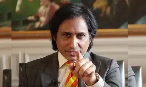 रमीज राजा ने इन क्रिकेटर्स को कहा, इज्जत के साथ क्रिकेट को कह दें अलविदा