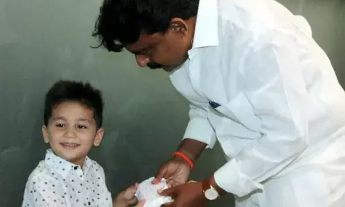 4 साल के बच्चे ने साइकिल खरीदने के लिए जमा किया थे 971 रूपए, कोरोना से लड़ने के लिए किए दान 4 साल के बच्चे ने साइकिल खरीदने के लिए जमा किया थे 971 रूपए, कोरोना से लड़ने के लिए किए दान