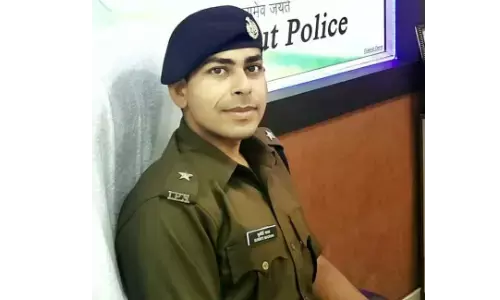 इस युवा आईपीएस की कविता मैं खाकी हूँतेजी से हो रही है वायरल ,आप भी सुनिए