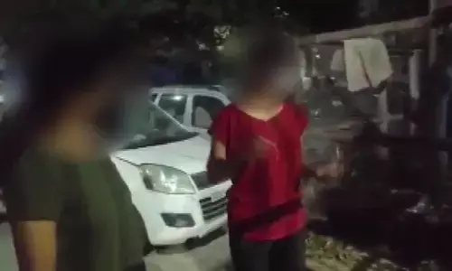 दो महिला डॉक्टरों पर उनके पडोसी ने लगाया कोरोना वायरस फैलाने का आरोप और उसके बाद...