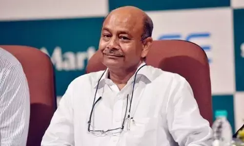 पैसों के मामले में मुकेश अंबानी भी हो सकते हैं इनसे पीछे पैसों के मामले में मुकेश अंबानी भी हो सकते हैं इनसे पीछे