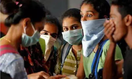 ICMR की इस रिपोर्ट से मचेगी भारत में खलबली, बिना संक्रमित व्यक्ति के संपर्क में आए भी फैल रहा है कोरोना वायरस ICMR की इस रिपोर्ट से मचेगी भारत में खलबली, बिना संक्रमित व्यक्ति के संपर्क में आए भी फैल रहा है कोरोना वायरस
