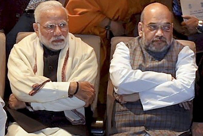 मोदी सरकार 2.0: दिल्ली-मुंबई-रांची, सियासी युद्ध में तीन राज्यों में क्यों मिली मात? मोदी सरकार 2.0: दिल्ली-मुंबई-रांची, सियासी युद्ध में तीन राज्यों में क्यों मिली मात?
