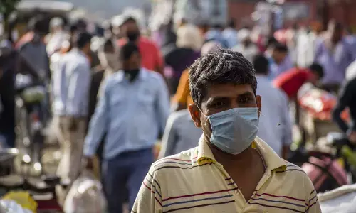 पूर्वोत्तर रेलवे प्रशासन ने जारी की नई गाइडलाइन, बिना मास्क नहीं होगी एंट्री, लगेगा इतना जुर्माना