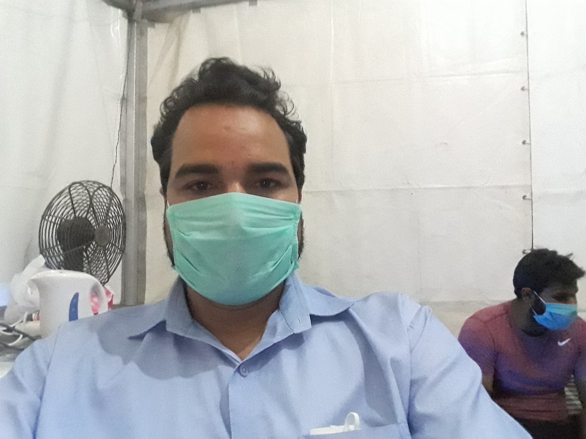 दिल्ली में कोरोना वारियर्स ने लिखी भावुक कहानी, और बेटे का यह फोटो किया शेयर जिसे डिप्टी सीएम मनीष सिसोदिया ने किया शेयर दिल्ली में कोरोना वारियर्स ने लिखी भावुक कहानी, और बेटे का यह फोटो किया शेयर जिसे डिप्टी सीएम मनीष सिसोदिया ने किया शेयर
