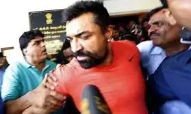 फिल्म अभिनेता अभिनेता एजाज़ खान मुंबई में गिरफ्तार फिल्म अभिनेता अभिनेता एजाज़ खान मुंबई में गिरफ्तार