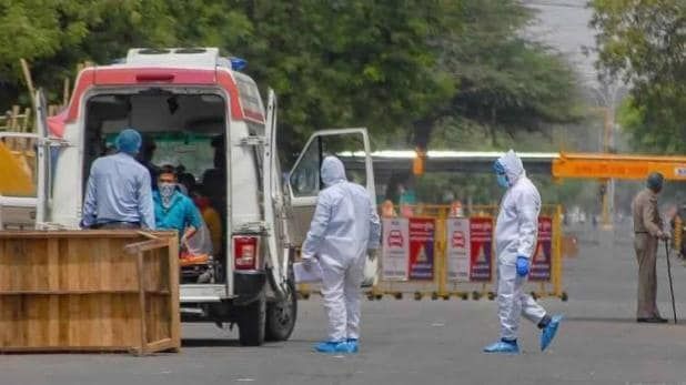 नोएडा में कोरोना के 3 मरीज़ तो गाजियाबाद में मिले 4 पॉजिटिव, दिल्ली बोर्डर किया पूरी तरह सील नोएडा में कोरोना के 3 मरीज़ तो गाजियाबाद में मिले 4 पॉजिटिव, दिल्ली बोर्डर किया पूरी तरह सील