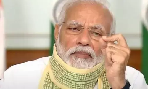 कोरोना की जंग में देश को एकजुट करने में जुटे PM मोदी, जानें अबतक किन-किन से की बात! कोरोना की जंग में देश को एकजुट करने में जुटे PM मोदी, जानें अबतक किन-किन से की बात!