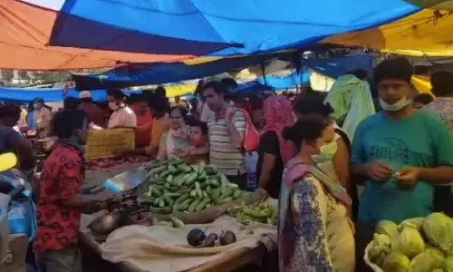 लॉकडाउन: गाजियाबाद में अब सिर्फ इस समय खुलेंगी फल-सब्जी और किराने की दुकानें लॉकडाउन: गाजियाबाद में अब सिर्फ इस समय खुलेंगी फल-सब्जी और किराने की दुकानें