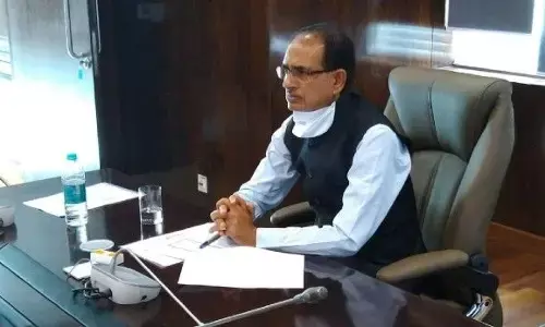 मध्यप्रदेश राज्य की मीडिया इस पर कोई खबर नहीं छापती, क्योंकि मामा जी के विज्ञापन रुक जाएंगे मध्यप्रदेश राज्य की मीडिया इस पर कोई खबर नहीं छापती, क्योंकि मामा जी के विज्ञापन रुक जाएंगे
