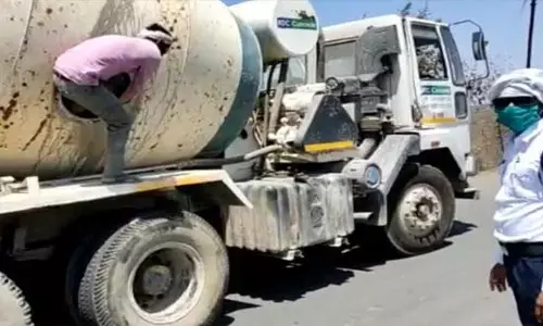 Lockdown: सीमेंट के मिक्सर में छिपकर महाराष्ट्र से लखनऊ जा रहे थे 18 मजदूर, पुलिस ने पकड़े