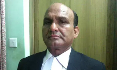 यूपी बार काउंसिल के अध्यक्ष हरिशंकर सिंह पर गंभीर आरोपो के चलते कार्य करने पर लगी रोक यूपी बार काउंसिल के अध्यक्ष हरिशंकर सिंह पर गंभीर आरोपो के चलते कार्य करने पर लगी रोक