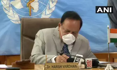 डॉ. हर्षवर्धन ने संभाली WHO एक्जिक्यूटिव बोर्ड के अध्यक्ष की जिम्मेदारी, कहा- कोरोना का मिलकर करेंगे मुकाबला डॉ. हर्षवर्धन ने संभाली WHO एक्जिक्यूटिव बोर्ड के अध्यक्ष की जिम्मेदारी, कहा- कोरोना का मिलकर करेंगे मुकाबला