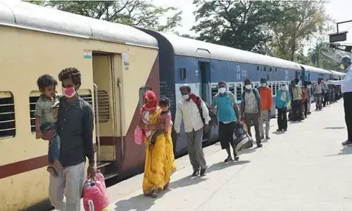 मुंबई से गोरखपुर के लिए चली ट्रेन पहुंची ओडिशा, प्रवासी मजदूरों में मचा हडकंप