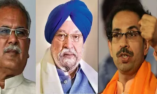 घरेलू उड़ान शुरू करने पर केंद्र और गैर बीजेपी राज्यों के बीच रार, ये राज्य अभी तैयार नहीं? घरेलू उड़ान शुरू करने पर केंद्र और गैर बीजेपी राज्यों के बीच रार, ये राज्य अभी तैयार नहीं?