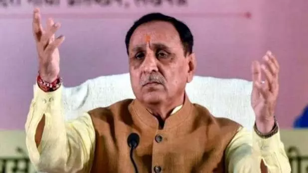 गुजरात में फैली ये अफवाह, सीएम विजय रूपाणी आये सामने और बोले अफवाहों पर ध्यान न दें! गुजरात में फैली ये अफवाह, सीएम विजय रूपाणी आये सामने और बोले अफवाहों पर ध्यान न दें!