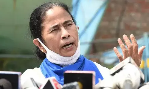 पश्चिम बंगाल चुनाव से पहले TMC में दिखे बगावती तेवर, सुवेंदु के बाद अब इस बड़े नेता ने चुनी अलग राह पश्चिम बंगाल चुनाव से पहले TMC में दिखे बगावती तेवर, सुवेंदु के बाद अब इस बड़े नेता ने चुनी अलग राह