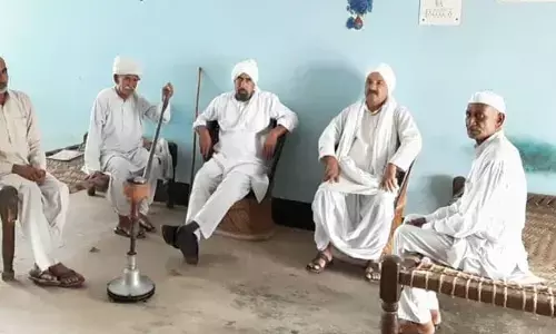 शामली : खाप पंचायत के घेरे में बीजेपी विधायक के बेटे, देश से माफ़ी नहीं तो होगा बहिष्कार