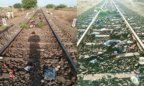 औरंगाबाद रेल हादसा, दुर्घटना या साजिश ? उस जगह ट्रैक एकदम सीधा था तो हार्न की आवाज और लाईट क्यों नहीं दिखी! औरंगाबाद रेल हादसा, दुर्घटना या साजिश ? उस जगह ट्रैक एकदम सीधा था तो हार्न की आवाज और लाईट क्यों नहीं दिखी!