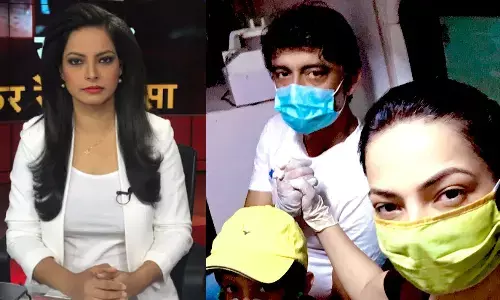 एंकर श्वेता झा उनके पति और पुत्र तीनों कोरोना पाजिटिव! पत्रकार ने तस्वीर पोस्ट कर लिखा ये मैसेज